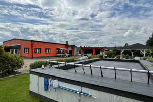 Traumhaftes Anwesen! modernes Wohnen und Arbeiten mit Pool, Einliegerwohnung, Werkstatt und mehr – Die vollständige Adresse der Immobilie erhältst du vom Anbieter., 4463 Großpösna – Vorschaubild 1