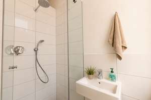 Altbaujuwel mit Charme, Geschichte und Entwicklungspotenzial – Dreifamilienhaus Frankfurt-Seckbach – 60389 Seckbach, Frankfurt am Main – Vorschaubild 12