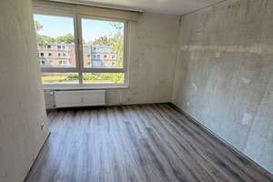 Tolle 2-Zimmer-Wohnung mit Balkon und neuen Böden – Spinozastr. 20, 45279 Freisenbruch, Essen – Vorschaubild 4