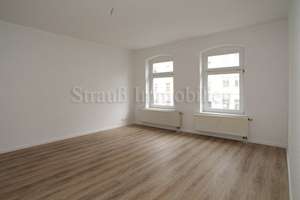 Einbauküche... und frisch renoviert... – Frankenberger Straße 206, 9131 Ebersdorf, Chemnitz – Vorschaubild 2