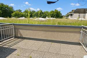 Kompakt, hell und clever vermietet – 1-Zimmer-Apartment mit Terrasse im Karlsruher Waldstadtzentrum – Die vollständige Adresse der Immobilie erhältst du vom Anbieter., 76139 Waldstadt, Karlsruhe – Vorschaubild 4