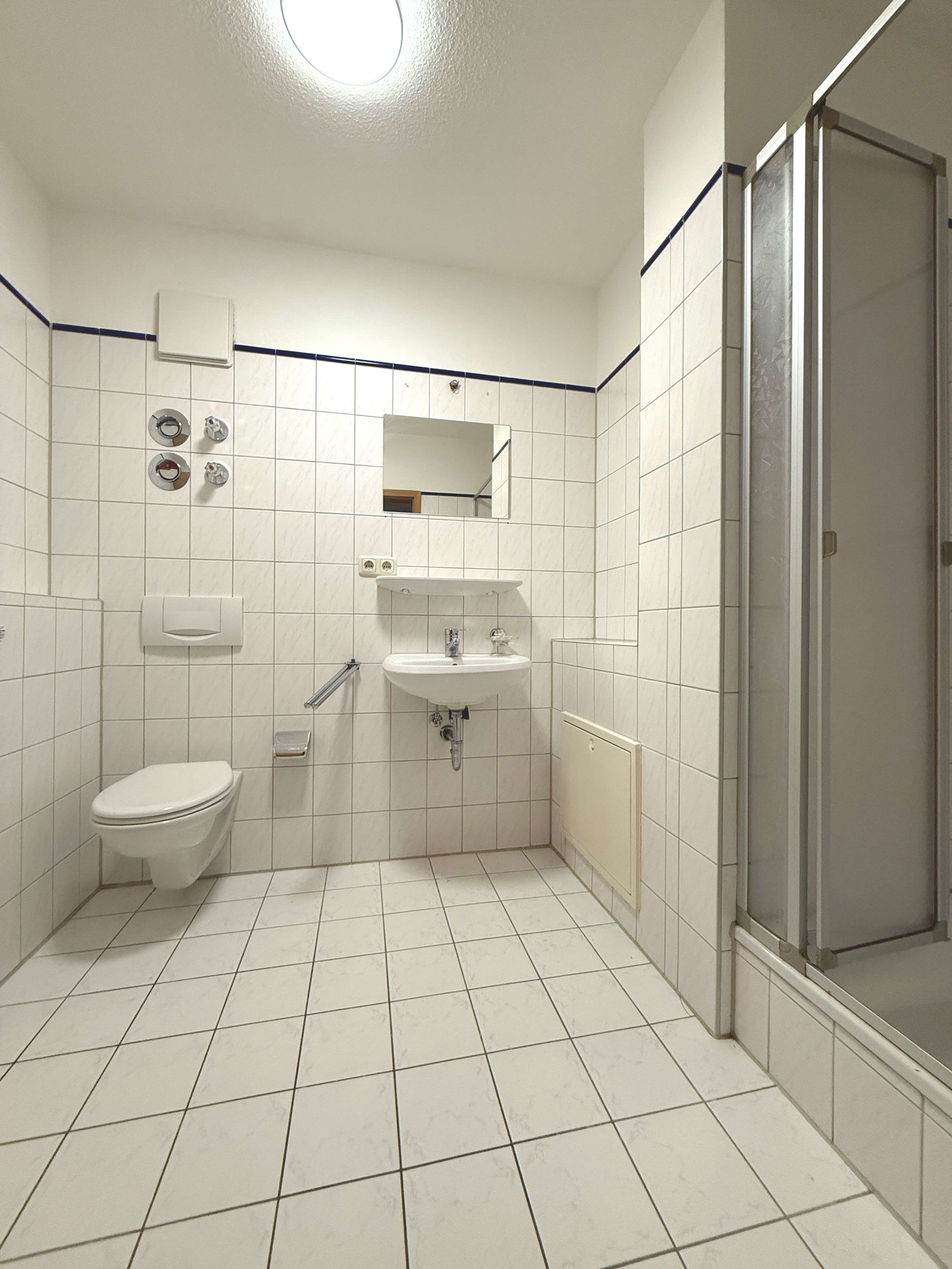 Immobilie in Bad Endorf - Top Kapitalanlage: Sehr zentrale 1-Zimmer-Wohnung mit Terrasse & Tiefgarage - Bild 2