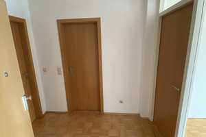 Düsseldorf-Unterbach - wunderschöne 2-Zimmerwohnung mit großem Balkon! – Akazienstraße 17, 40627 Düsseldorf – Vorschaubild 8