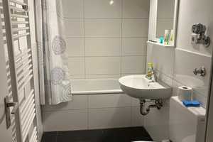 Ruhige Wohnung mit EBK in Rheinnähe – Düsseldorf – Vorschaubild 6
