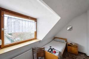 Altbau mit Ecken, Kanten & Potenzial: Machen Sie dieses Reihenhaus zu Ihrem Projekt! – Die vollständige Adresse der Immobilie erhältst du vom Anbieter., 12557 Köpenick, Berlin – Vorschaubild 8