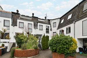 Besonderes Stadthaus mit Weitblick über die Dächern der Mettmanner City – Die vollständige Adresse der Immobilie erhältst du vom Anbieter., 40822 Mettmann – Vorschaubild 2