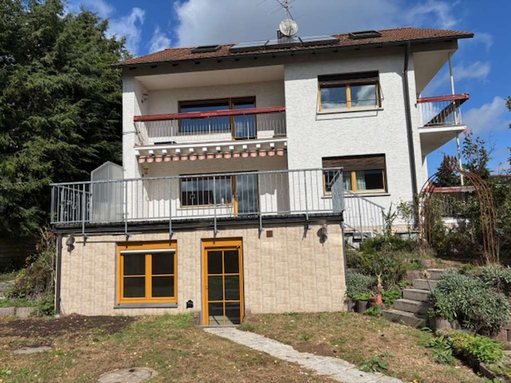 Immobilie in Heroldsberg - !Heroldsberg!!  Super Lage und  Haus mit  viel Potential! - Bild 0