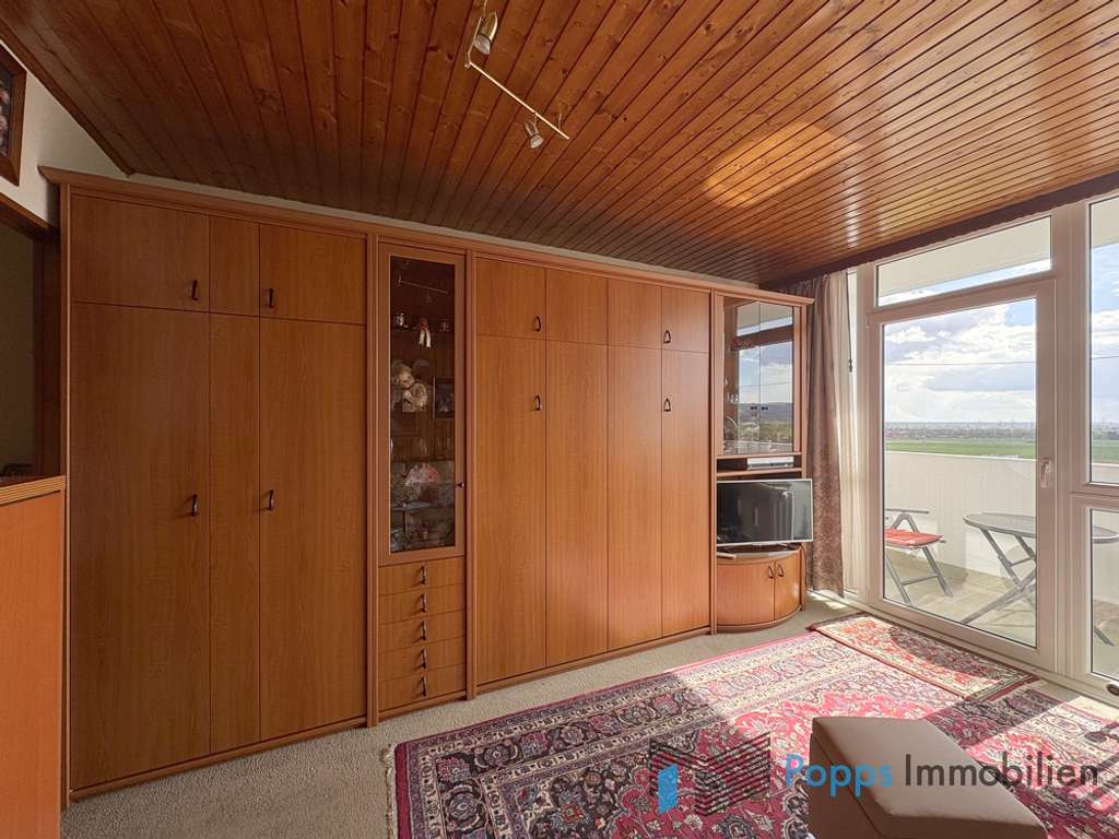 Immobilie in Liederbach - Möblierte 1-Zimmer-Wohnung mit sonnigem Balkon - Bild 4