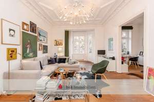 Exklusive 3-Zimmer-Altbauwohnung mit Top-Ausstattung in Mitte