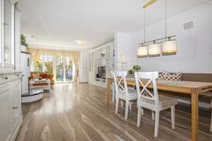 * Familien aufgepasst! * Geräumiges Reihenhaus 
153m² WFL, 6 Zimmern, 2 Bädern, Garage in guter Lag – Augsburg (Kreis) – Vorschaubild 2