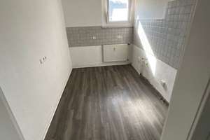 bezahlbare 2-Zimmer-Wohnung in Erle ! nur mit WBS ! – Insterburger Straße 3, 45891 Erle, Gelsenkirchen – Vorschaubild 2