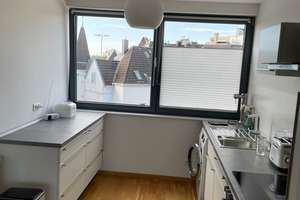 Wunderschöne 2-Zimmer-Wohnung mit einmaligem Balkon in Oberkassel – 40549 Oberkassel, Düsseldorf – Vorschaubild 6