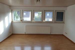 Helle 3-Zimmer Dachgeschosswohnung in Stuttgart-Münster – Die vollständige Adresse der Immobilie erhältst du vom Anbieter., 70376 Münster, Stuttgart – Vorschaubild 1