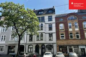 Attraktive Wohnung mit Altbaucharme und Dachterrasse in Derendorf