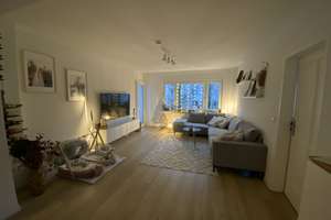 Helle 4-Zimmer-Wohnung mit hochwertiger Sanierung im Verlegerviertel *provisionsfrei*
