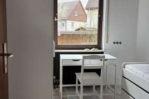 650 EUR Pauschal // 3x Möblierte WG-Zimmer, Feuerbach – Hohewartstraße 13, 70469 Feuerbach-Mitte, Stuttgart – Vorschaubild 32