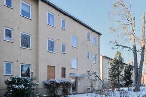 "Sonnige, freie Apartmentwohnung mit Westbalkon und Einbauküche in Nikolassee, bezugsfertig" – Kurstraße 1c, 14129 Nikolassee, Berlin – Vorschaubild 3