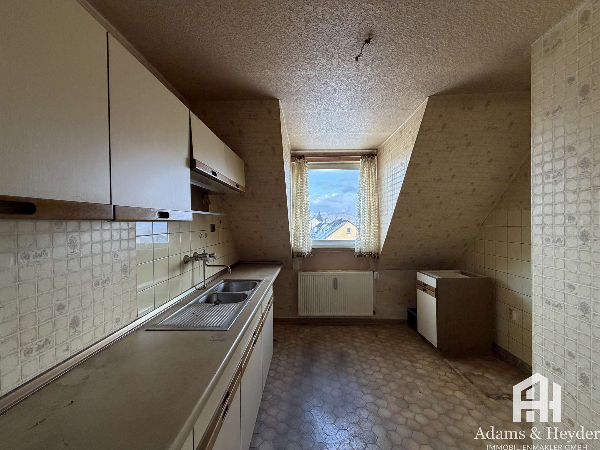 Immobilie in Schauenburg - Aufgepasst! Eigennutzer mit Vermietung oder Mehrgenerationenlösung im beliebten Elgershausen - Bild 4