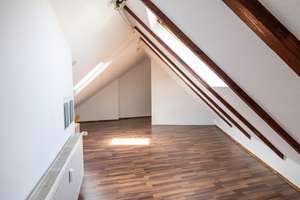 *** 1 ZKB APARTMENT im DG - AUFSTEIGENDE LAGE mit guter ANBINDUNG in NÄHE der WESER *** – Die vollständige Adresse der Immobilie erhältst du vom Anbieter., 28197 Woltmershausen (Ortsteil), Bremen – Vorschaubild 4