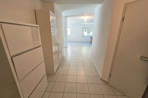 Exklusive Haus-im-Haus-Wohnung mit traumhaftem Privatgarten in Bestlage von Sachsenhausen – Die vollständige Adresse der Immobilie erhältst du vom Anbieter., 60598 Sachsenhausen-Süd, Frankfurt am Main – Vorschaubild 17