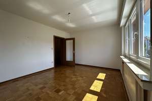 Bezugsfreie 2-Zimmer-Wohnung in gepflegtem Dreiparteienhaus: Wohnen oder Vermieten in LEV-Wiesdorf! – Friedensstraße 37, 51373 Wiesdorf, Leverkusen – Vorschaubild 6