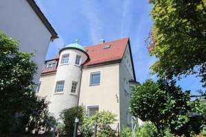 Interessantes MFH mit Wertsteigerungspotenzial und großem Garten in Top-Lage von Stuttgart – Die vollständige Adresse der Immobilie erhältst du vom Anbieter., 70195 Botnang-Süd, Stuttgart – Vorschaubild 2
