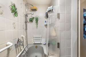 Property thumbnail 13