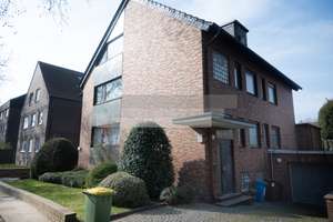 Freistehendes Einfamilienhaus mit Einliegerwohnung, Garten und Schwimmbad – Rothebuschstr. 53, 46117 Osterfeld-Ost, Oberhausen – Vorschaubild 4
