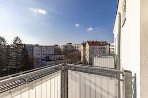 HOCHWERTIG SANIERTE  2-ZIMMER-WOHNUNG MIT BALKON – Gerichtstraße 84, 13347 Gesundbrunnen, Berlin – Vorschaubild 7