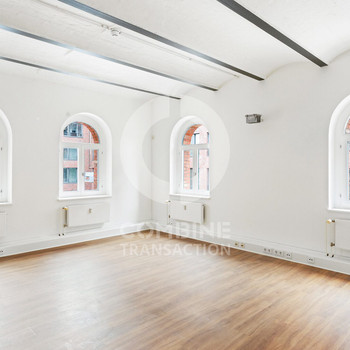 Charmante Büro-Maisonette in Prenzlauer Berg/Mitte. combine Transaction.