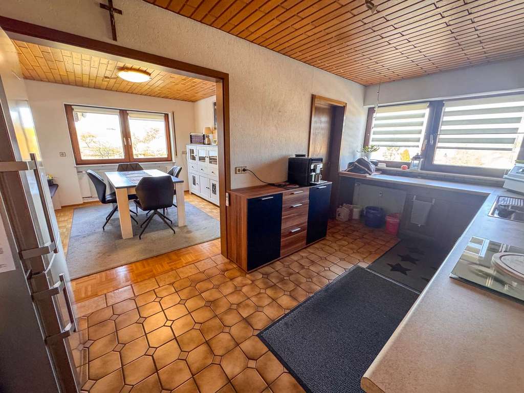 Immobilie in Buchen (Odenwald) - Großzügiges Wohnen in Hettingen! - Bild 4