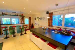 Landhaus-Villa freistehende mit 285 m² Nutzflächen, Grundstück, 1.181 m², Sauna, Kachelofen, Garage – Garmisch-Partenkirchen (Kreis) – Vorschaubild 17