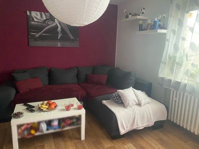 Single und junge Paare aufgepasst: 2 - Raum - Wohnung mit Balkon und EBK