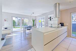 State of the Art: Doppelhaushälfte mit 2 Terrassen und Vollausstattung – Die vollständige Adresse der Immobilie erhältst du vom Anbieter., 80935 Lerchenau-Ost, München – Vorschaubild 7