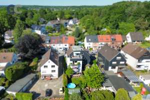 Gepflegtes und voll vermietetes Dreifamilienhaus in Langenfeld – Historischer Charme trifft modernen – Die vollständige Adresse der Immobilie erhältst du vom Anbieter., 40764 Langenfeld (Rheinland) – Vorschaubild 3