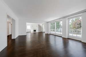 Exklusive Maisonette mit traumhafter Sonnenterrasse in begehrter Lage – Die vollständige Adresse der Immobilie erhältst du vom Anbieter., 40474 Golzheim, Düsseldorf – Vorschaubild 2