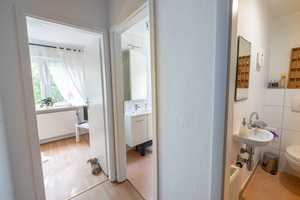 Cuxhaven-Sahlenburg // Zweifamilienhaus mit zwei modernen Ferienwohnungen und 5,3 % Rendite! – Cuxhaven (Kreis) – Vorschaubild 13