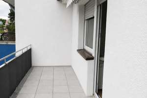 Frisch renovierte 3-Zimmer-Wohnungmit Balkon – Eichenstraße 63, 42659 Burg/Höhscheid, Solingen – Vorschaubild 2