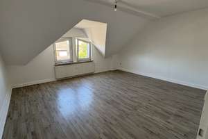 *2 Zimmer im stilvollen Altbau Dachgeschoss* – Mülheimer Straße 382, 46045 Dümpten, Oberhausen – Vorschaubild 1