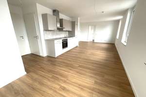 Attraktive 3-Zimmer-Wohnung mit Loggia und Einbauküche – Zerzabelshofstraße 13, 90478 Ludwigsfeld, Nürnberg – Vorschaubild 2
