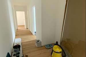 Moderne 4-Zimmer-Wohnung in Ingolstadt-Südwest – Die vollständige Adresse der Immobilie erhältst du vom Anbieter., 85051 Münchener Straße, Ingolstadt – Vorschaubild 4