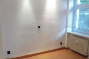 vermietete 4-Zimmer Erdgeschosswohnung mit Terrasse und Außenfläche in Lichterfelde (Steglitz) – Adolf-Martens-Straße 19, 12205 Lichterfelde, Berlin – Vorschaubild 11