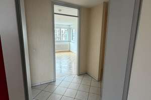 Helle 3-Zimmer Wohnung im 3. OG mit Balkon in Karlsruhe – Lindenplatz 2, 76185 Mühlburg, Karlsruhe – Vorschaubild 12