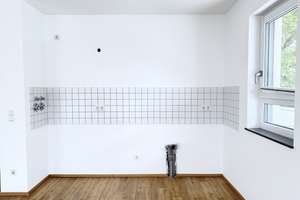 Stilvolles Wohnen: Lichtdurchflutete 3-Zimmer-Wohnung mit Balkon und moderner Ausstattung – Schinkelstraße 10, 65189 Südost, Wiesbaden – Vorschaubild 10