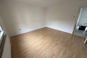 Schön geschnittene helle 2,5-Zimmer Wohnung in Karlsruhe Oststadt zur Eigennutzung – Rintheimer Str. 78, 76131 Oststadt, Karlsruhe – Vorschaubild 4