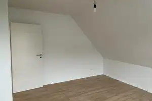 Perfekt für Ihre Familie - großzügiges Haus in ruhiger und kinderfreundlicher Lage! – Triftweg 56, 21706 Stade (Kreis) – Vorschaubild 10