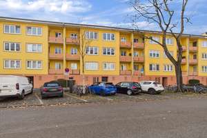 Zentrale Innenstadtwohnung mit 3 Schlafzimmern & zwei Loggien – ideal für 3er-WG