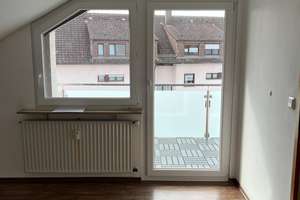 Stilvolle 3-Zimmer-Wohnung mit Balkon und Einbauküche in Schorndorf – Schornbacher Weg 10, 73614 Schorndorf – Vorschaubild 9