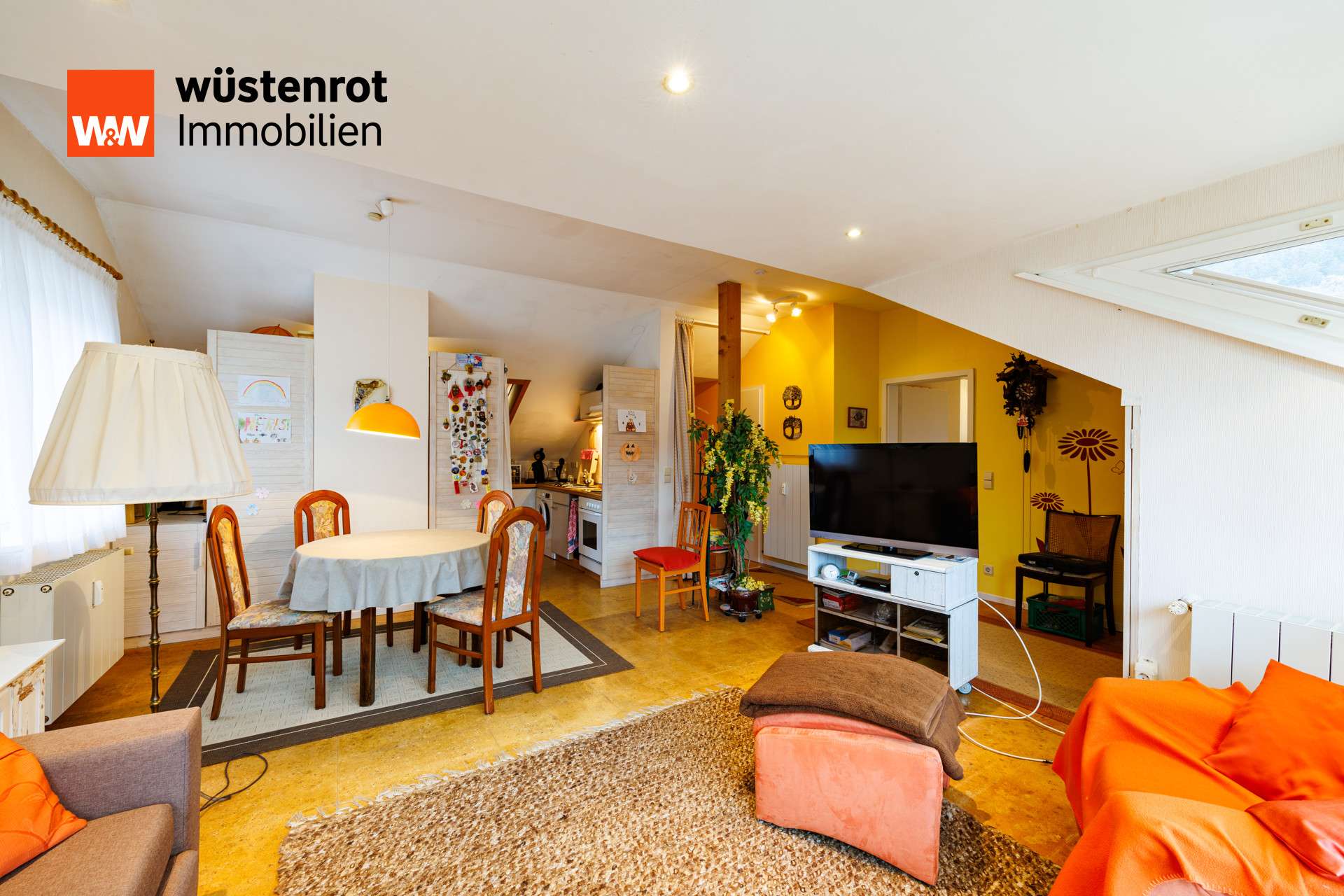 Immobilie in Oberwolfach - **Vielseitiges Zuhause in Hanglage – Perfekt für Familien und Individualisten** - Bild 3