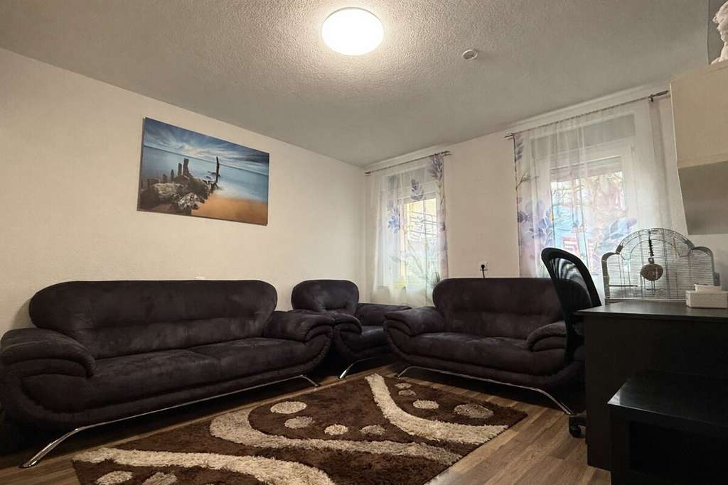 Immobilie in Offstein - Saniertes Wohnhaus mit Zimmervermietung und ELW in Offstein – Flexibles Nutzungspotenzial - Bild 4